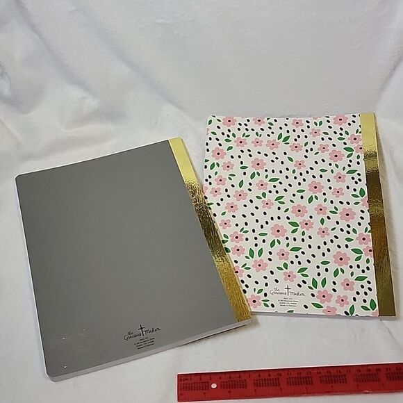 3/$35 Bundle The Gracious Maker notebook / journal - Picture 4 of 8